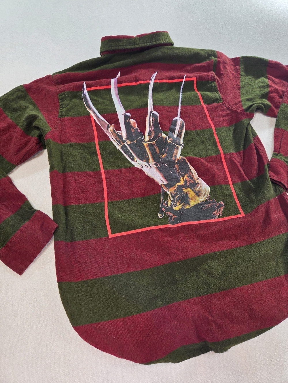 Nightmare on Elm Street Freddy Flannel Shirt Large - Picture 8 of 8